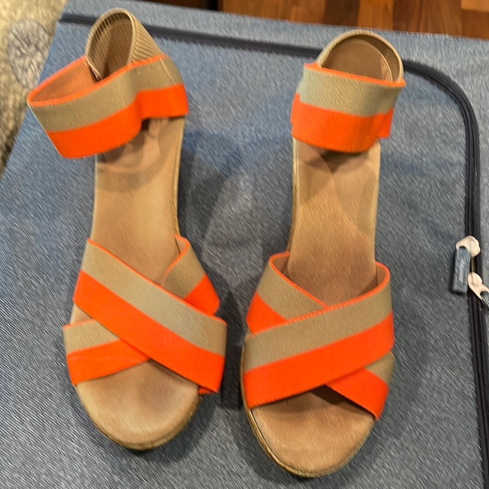 EUC Charleston Shoe Co.